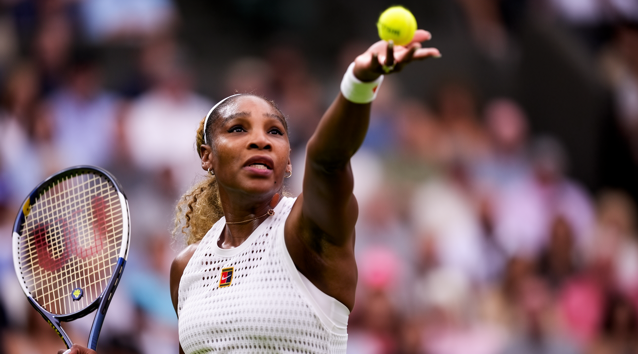 乐动体育 - 乐动体育 - Serena Williams 重返温网单打赛场：首轮三盘惜败背后的震撼时刻